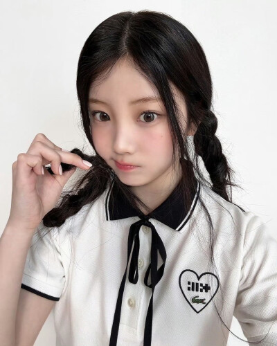 ILLIT wonhee李沅禧