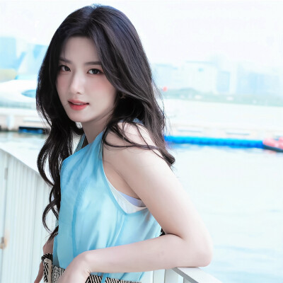 卢昱晓