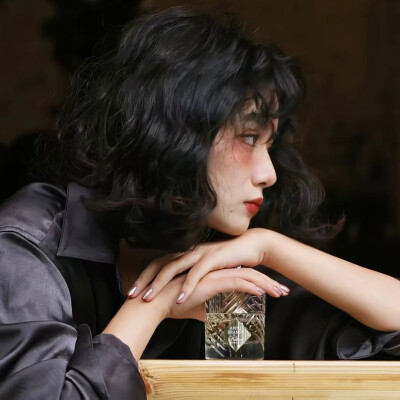 女头