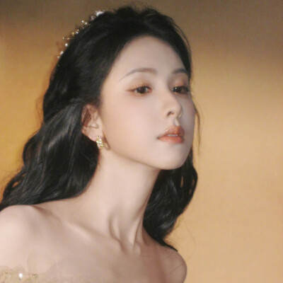 陈都灵