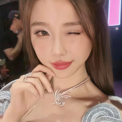看得出她是公主