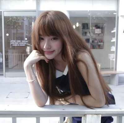 女头