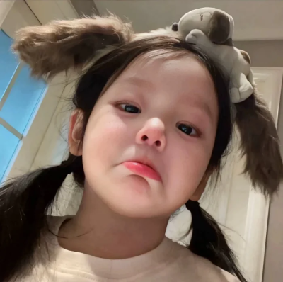 无滤镜女头喜欢拿拿图吱声