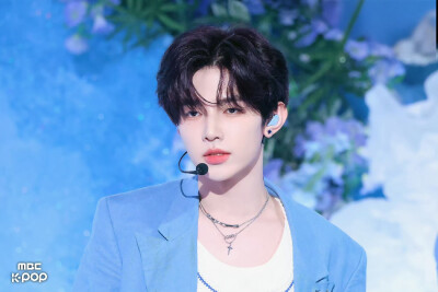 章昊