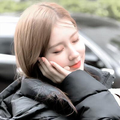 宝宝们我回来啦 但是我又要走了呜呜呜呜呜 等我～！