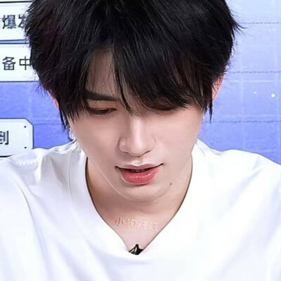 百变小亚