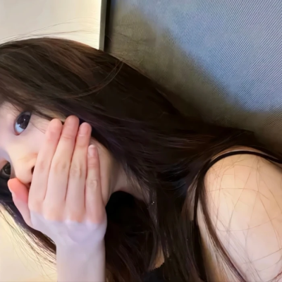 无滤镜女头喜欢拿拿图吱声