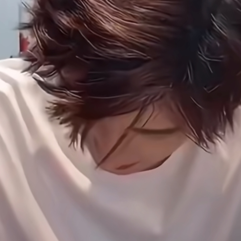 不用看了这是一组敖瑞鹏，名朋发的那个也是我