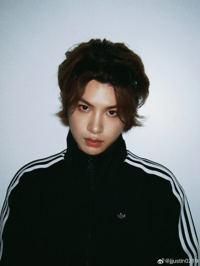 黄明昊
