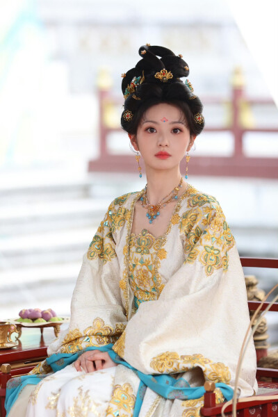 田曦薇