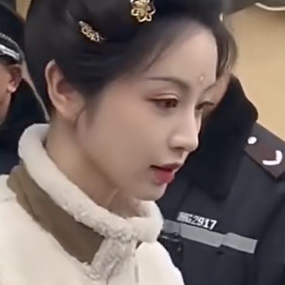 小猫萌