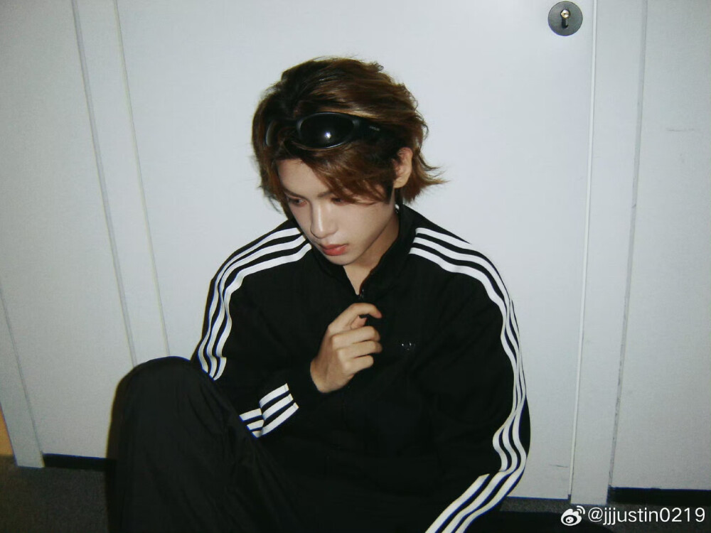 黄明昊