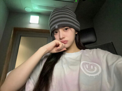 MINJU 自拍