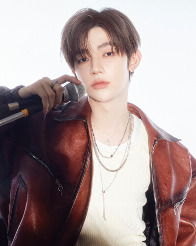 章昊