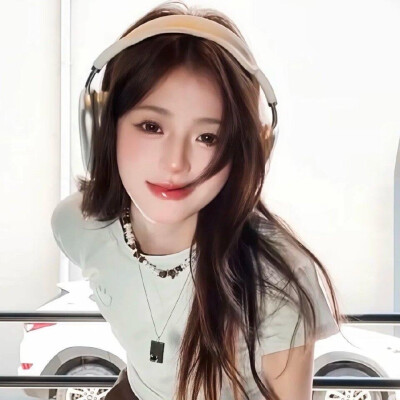 女头