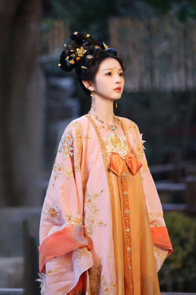 古装