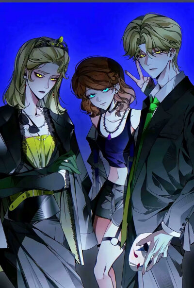 苏菲亚&安柏&詹姆斯