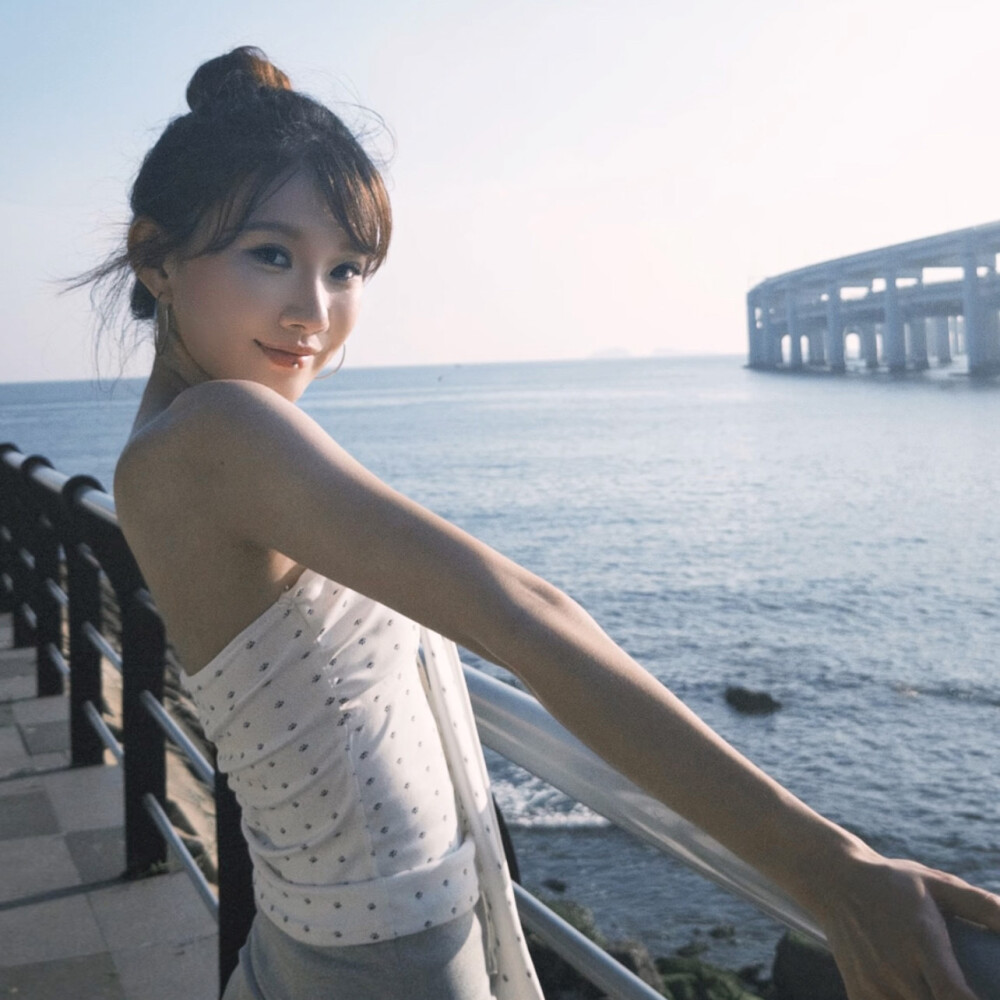 一起看愚蠢的晚霞吧