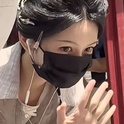 深色
