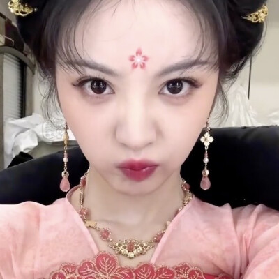 小猫萌