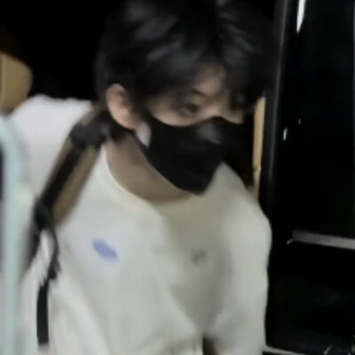 伴随雨点我也被带走了