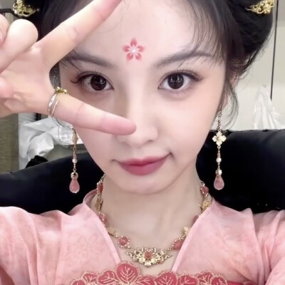 小猫萌