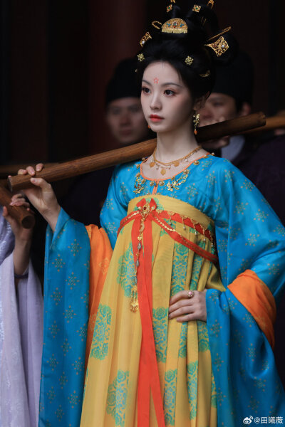 古装