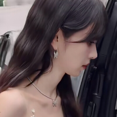 洁白的婚纱