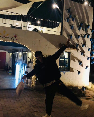 边佑锡