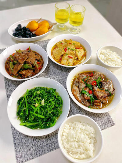 美食