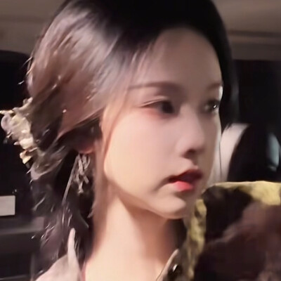 陈都灵