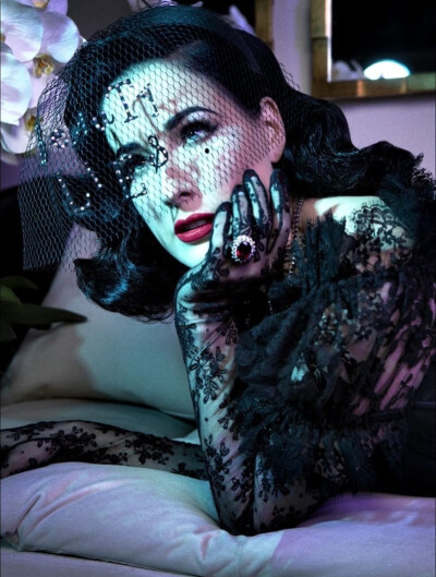 Dita von teese