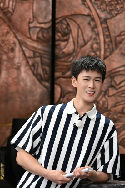 李昀锐
