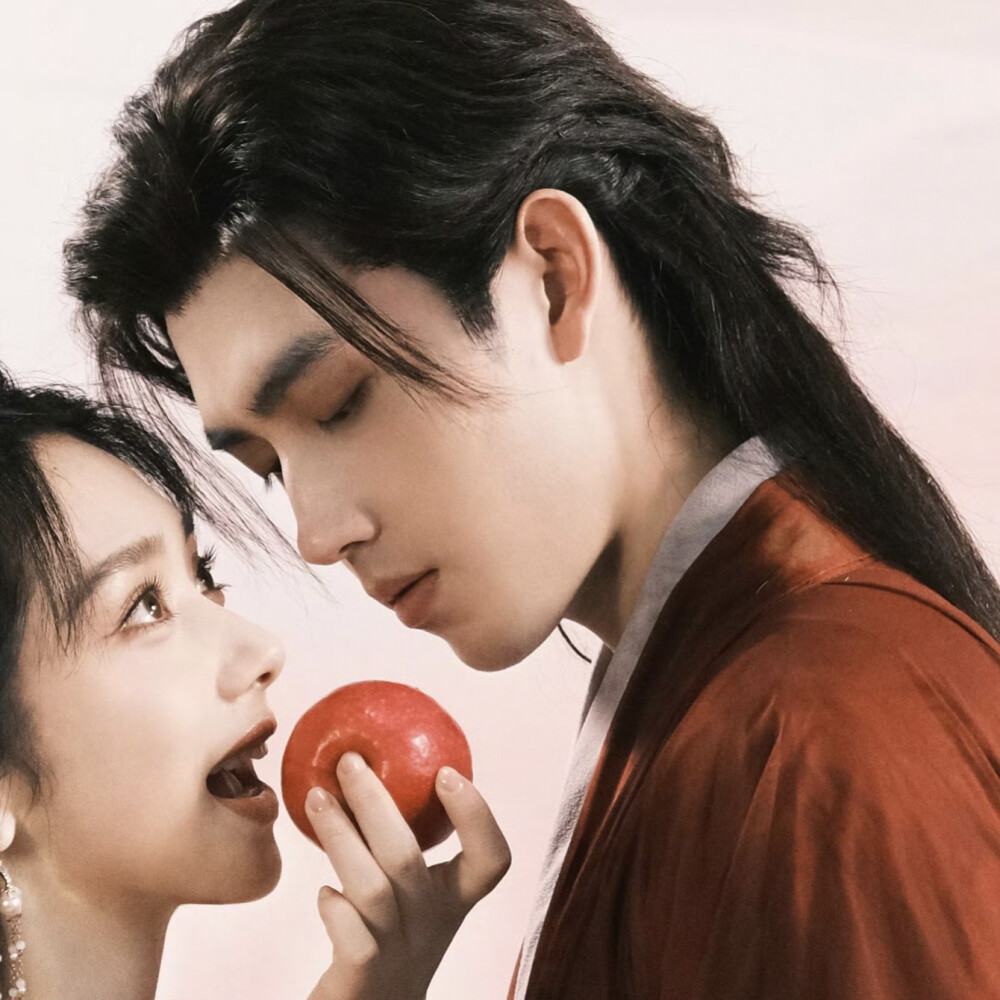 献鱼
王影璐x陈飞宇