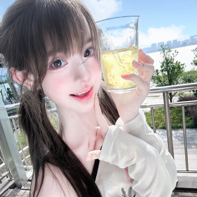 女头
二传头像注明出处