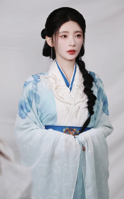 与君谋 骆宁