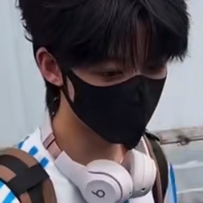 玩的开心吧宝宝