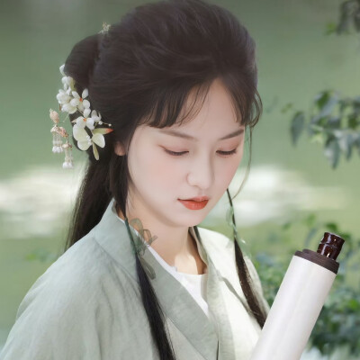 黄灿灿