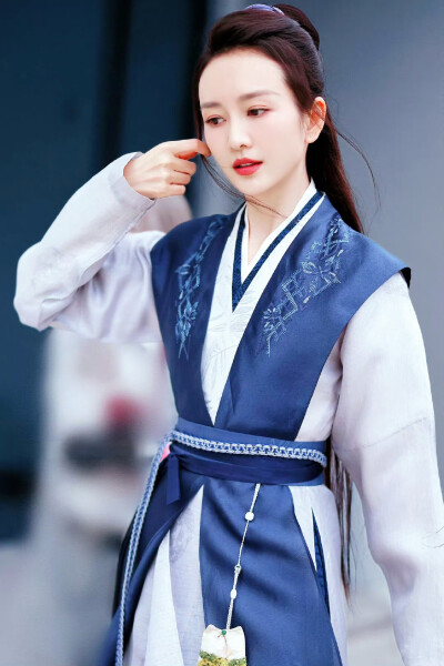 王鸥