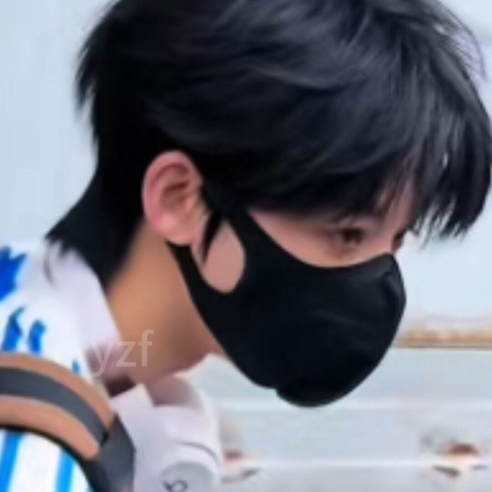 没出息 逗你一下就爱上了