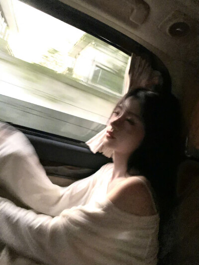 8.23（新）
鞠婧祎
