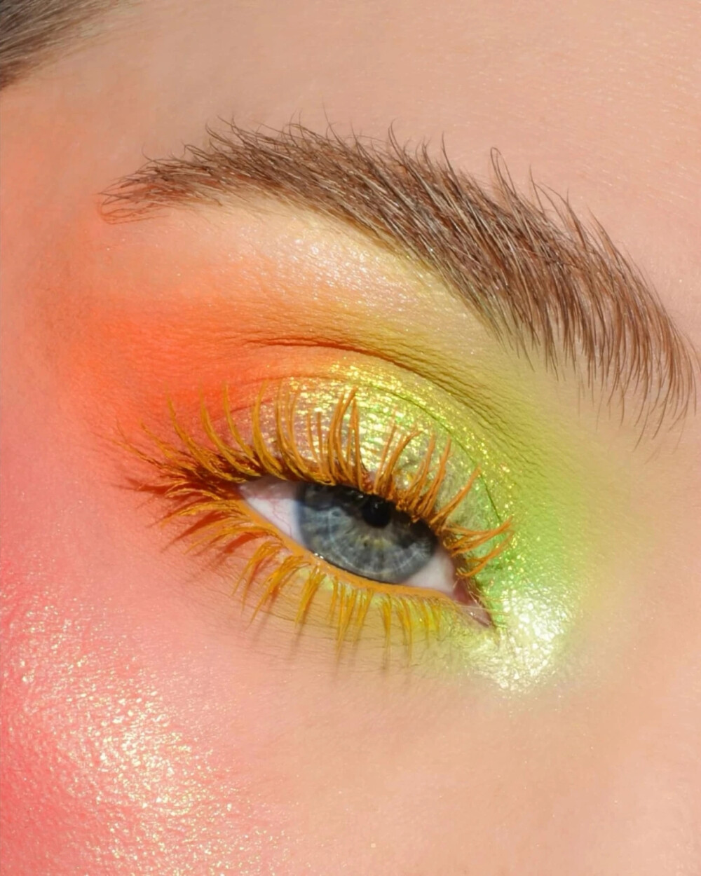 彩色眼妆