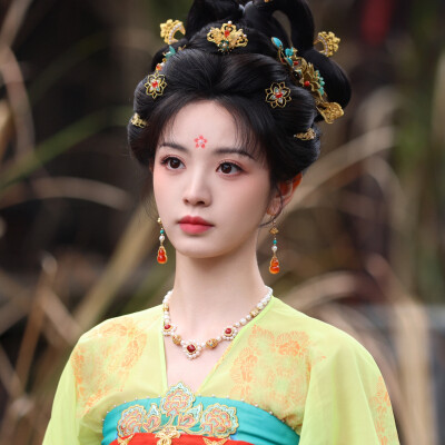 田曦薇
