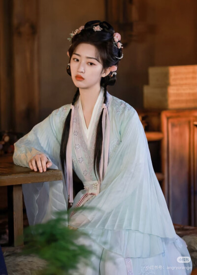 、