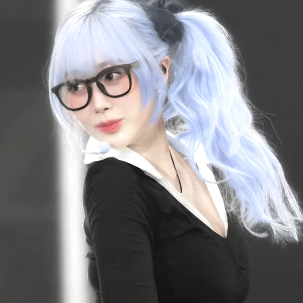 
宝宝 不是我不公布你 而是我捡到100块会发朋友圈 但是我捡100w是不会发朋友圈的 明白我的意思吗