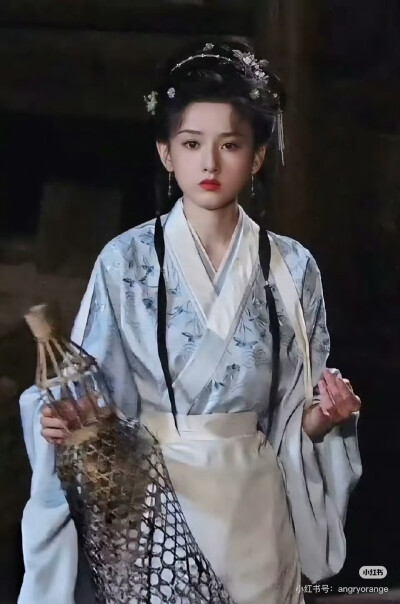 、