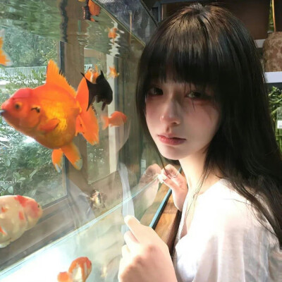女生头像
