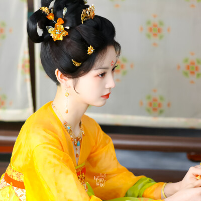 田曦薇