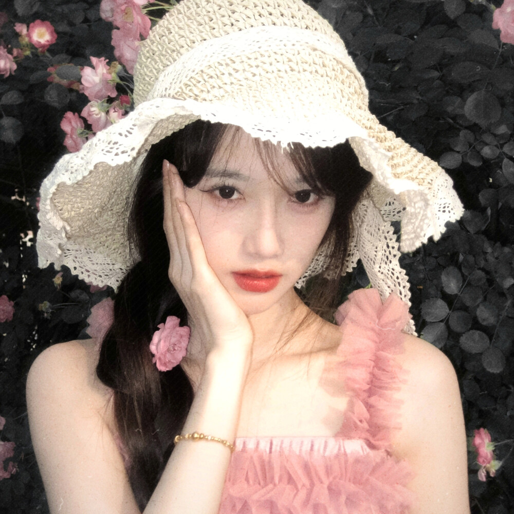 对呀对呀鱼丸宝宝送我的生日礼物 ꒒ ০ ⌵ ୧ ♡