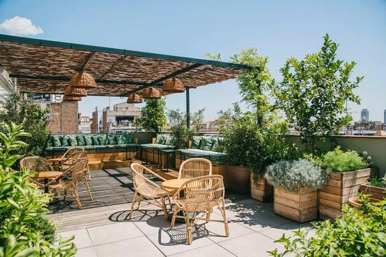 拥有带大露台的顶楼，能为生活带来无限美好~